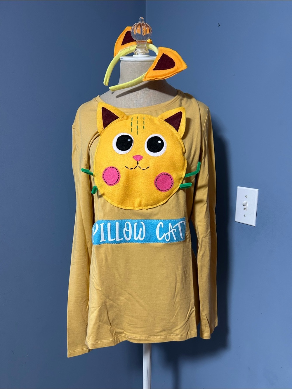 Gabby’s Dollhouse Pillow Cat Halloween costume